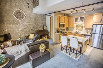 Dominium_Millworks Lofts_Living Room